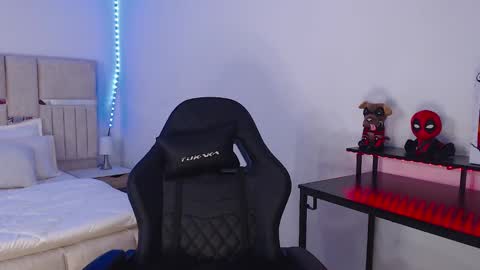 KimGeorgia online show from February 9, 12:28 am