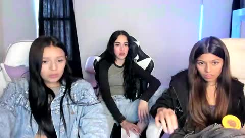 kimmi online show from February 21, 10:37 pm