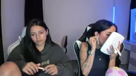 kimmi online show from February 26, 11:30 pm