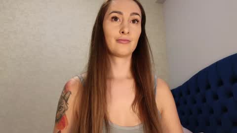 Kimmie online show from November 3, 7:15 pm