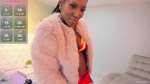 Snapshot of kimmturner chatting on February 22, 7:58 pm Kim online show from February 22, 7:58 pm