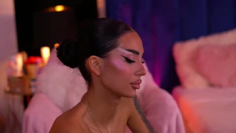 Kim online show from November 30, 3:19 pm