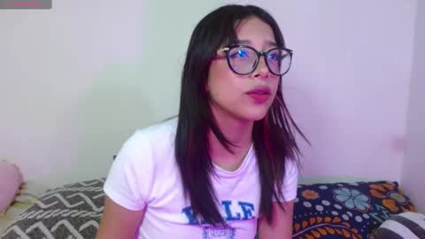 kimm online show from October 5, 11:56 pm