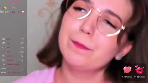 Hazel online show from March 9, 7:05 pm