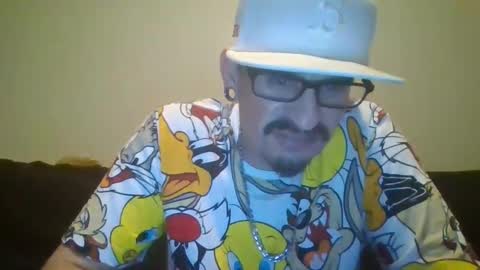 Snapshot of king761987 chatting on September 28, 3:04 am king761987 online show from September 28, 3:04 am