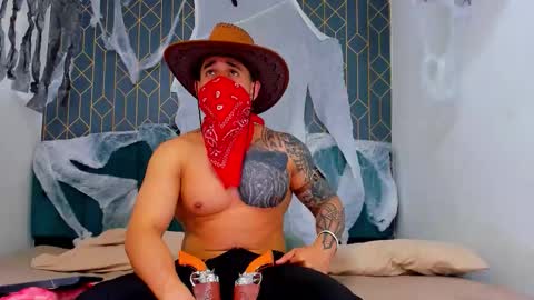 Angel Falconer online show from October 11, 5:45 am