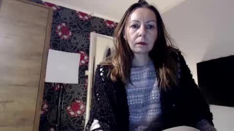 sexysexyhotwetpinkredpussy online show from December 16, 8:04 pm