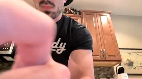 kingdaddysayless online show from June 17, 6:24 pm