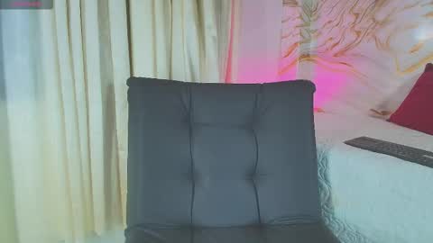 kingdanny_8 online show from February 5, 3:10 am