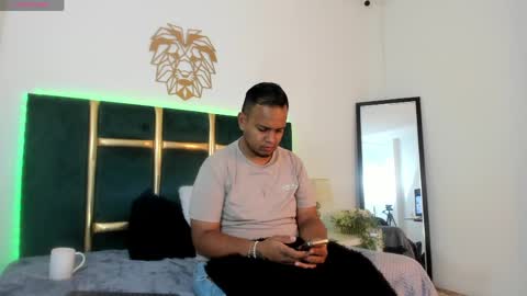 kingg_jay online show from May 22, 12:01 pm