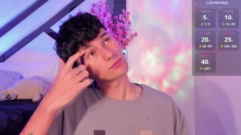  A L E X  online show from January 31, 7:50 am