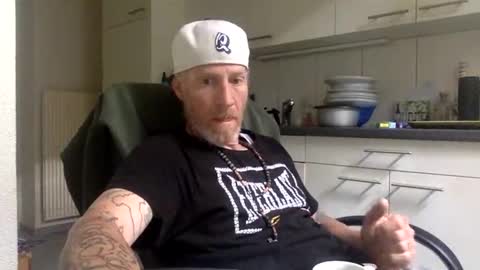 kingsize online show from May 13, 10:03 am
