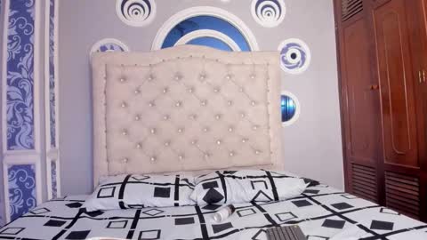 sebastian online show from December 14, 5:02 am