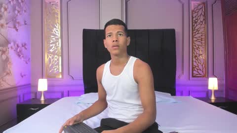 sebastian online show from November 7, 1:35 pm