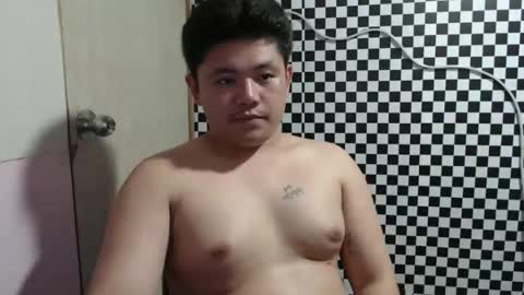 Yuki online show from April 6, 2:51 pm