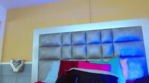  Issabella  online show from October 8, 3:45 am