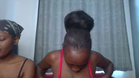 kinky_leila online show from June 7, 7:13 am