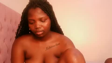 Lola online show from March 1, 9:24 am