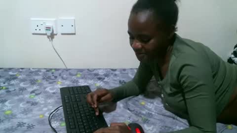 kinky_nymo online show from May 22, 1:07 pm