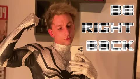 kinky_spidey online show from May 3, 7:03 am