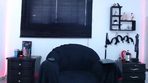 Allison  Diego online show from February 10, 2:48 pm