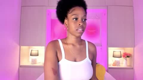 M A R A  online show from October 28, 12:06 pm