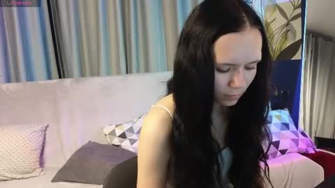 kira_bliss_ online show from July 1, 1:58 am