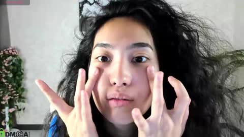 Aura online show from September 17, 3:54 am