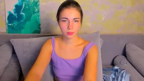 Kira  online show from October 31, 8:42 pm