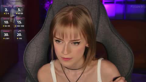 Kira online show from April 18, 7:58 pm