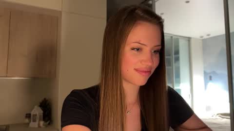 Kira online show from February 28, 5:50 pm