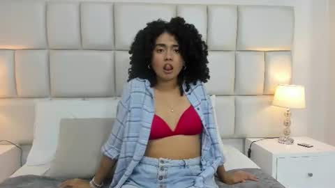 kiraspell online show from June 22, 7:32 pm