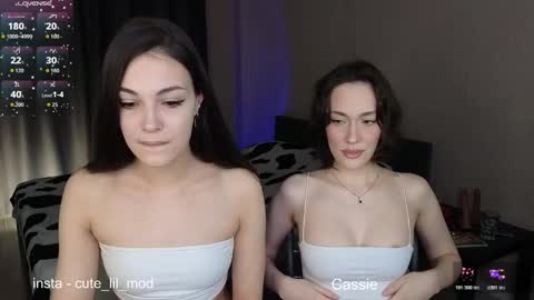 Kira cute online show from March 21, 5:17 pm