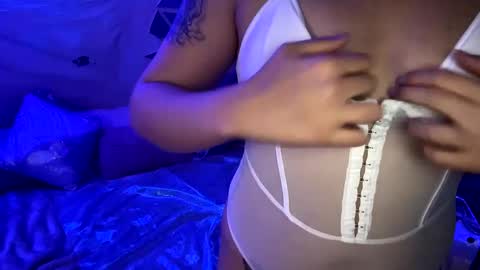 Kissah Kreampuff online show from March 11, 4:30 am