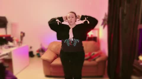 kissica online show from March 5, 6:01 pm