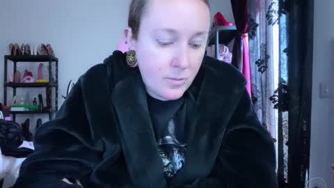 kissica online show from February 17, 3:55 pm