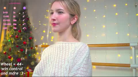 Kate  online show from December 13, 7:53 pm