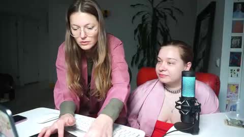 Mistress Lily  Mary online show from September 29, 3:44 pm