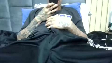 kiszewskirodger online show from March 23, 11:43 pm