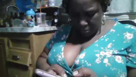 kitathekatch online show from January 17, 2:10 am