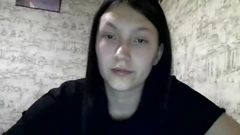 kiti_kitiss online show from February 8, 4:04 pm