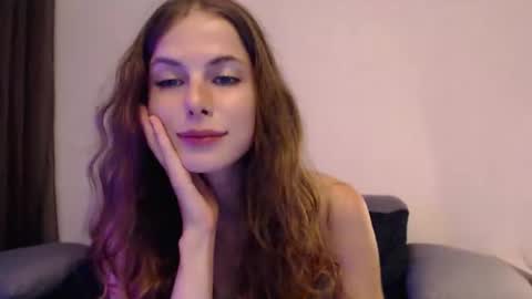 kitkatsweetspot online show from July 31, 4:30 pm