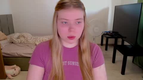 Jennyblonde and Emmabrunette online show from June 12, 3:44 pm