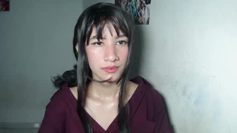 kitten_punches01 online show from May 21, 6:20 am