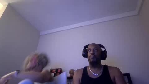 kittendiva42 online show from October 19, 4:17 am