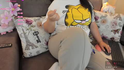 kitten online show from January 15, 9:23 pm