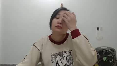 kitti_baby2x online show from March 9, 1:21 am