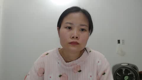 kitti_baby2x online show from March 17, 8:19 am