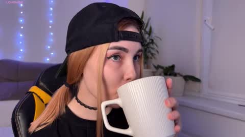 Veronica online show from March 23, 7:08 pm