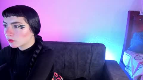 kitty__chs online show from October 16, 1:33 pm